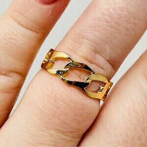Stackable Chain Link Gold Tone Ring NEW
